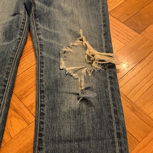 Madewell The Perfect Summer Jean: Destructed Edition Size 25 - Picture 6 of 10